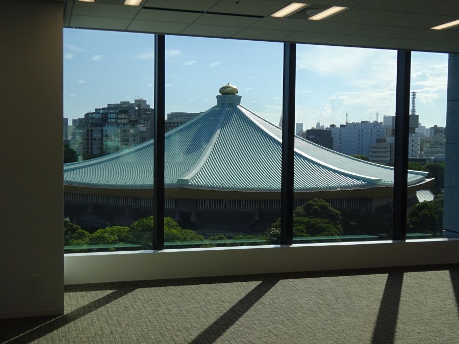 九段会館テラス西側の眺望